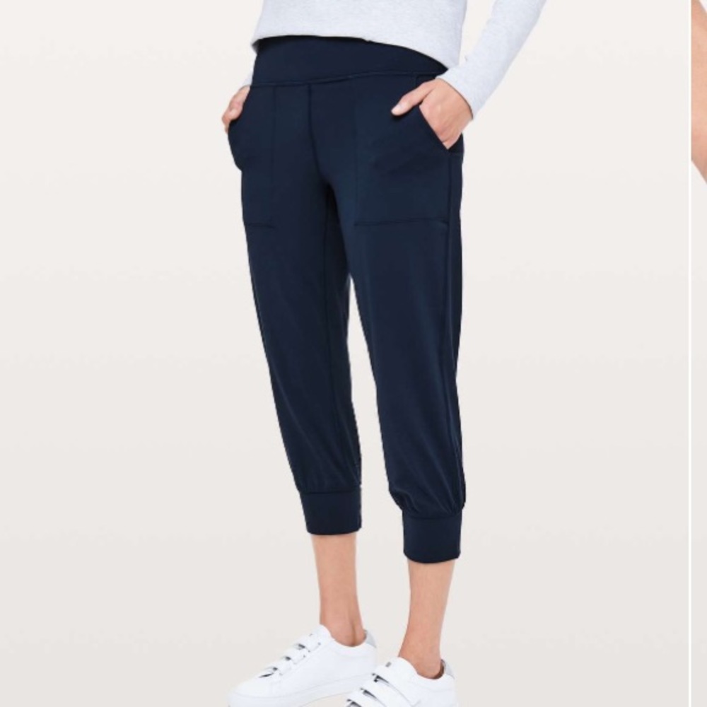 Lululemon Align Jogger Crop 23” True Navy